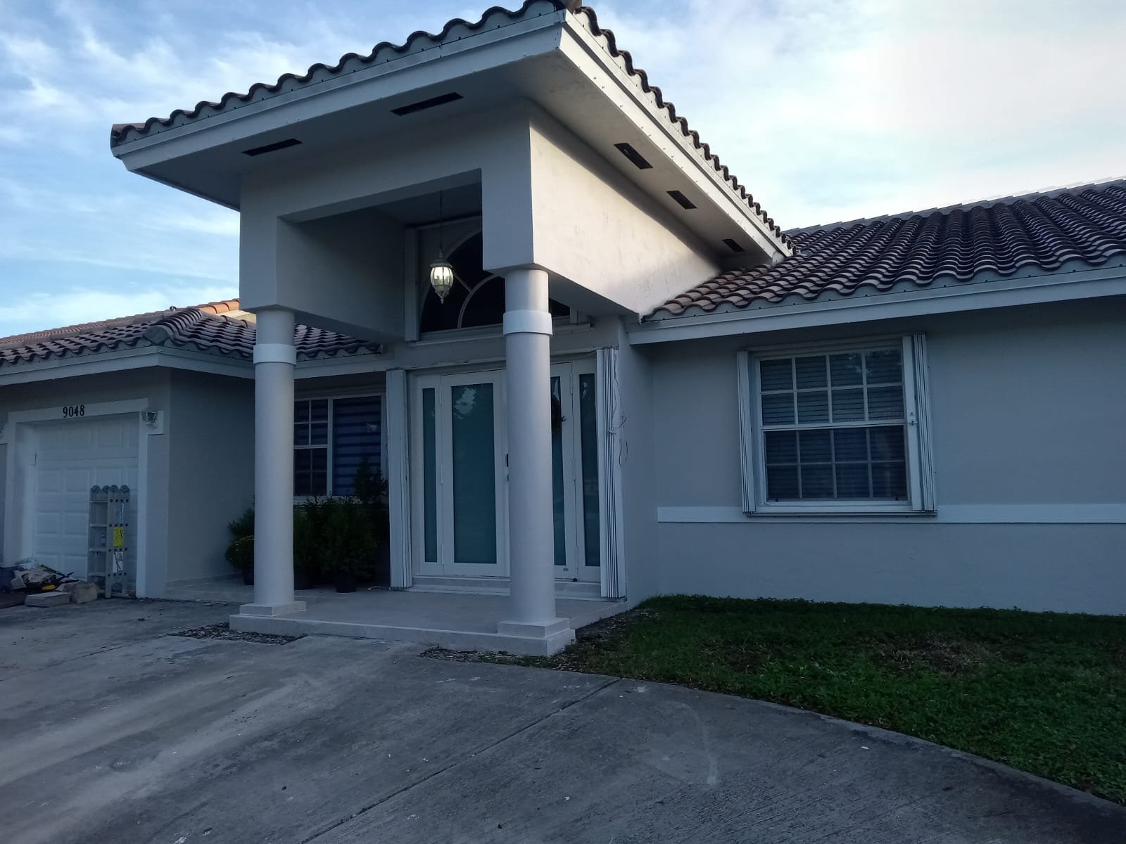 Weatherproof Exterior House Painting